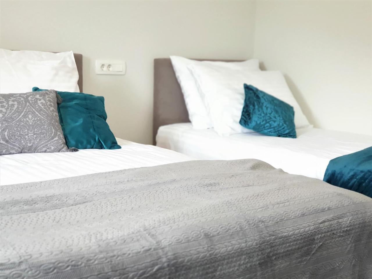 Smart Hostel Bród Kültér fotó